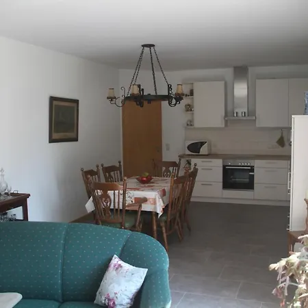 Ferien Ellis Ferienhaus *