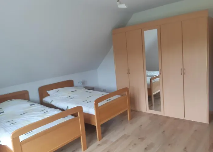 Nyaraló Ferien Ellis